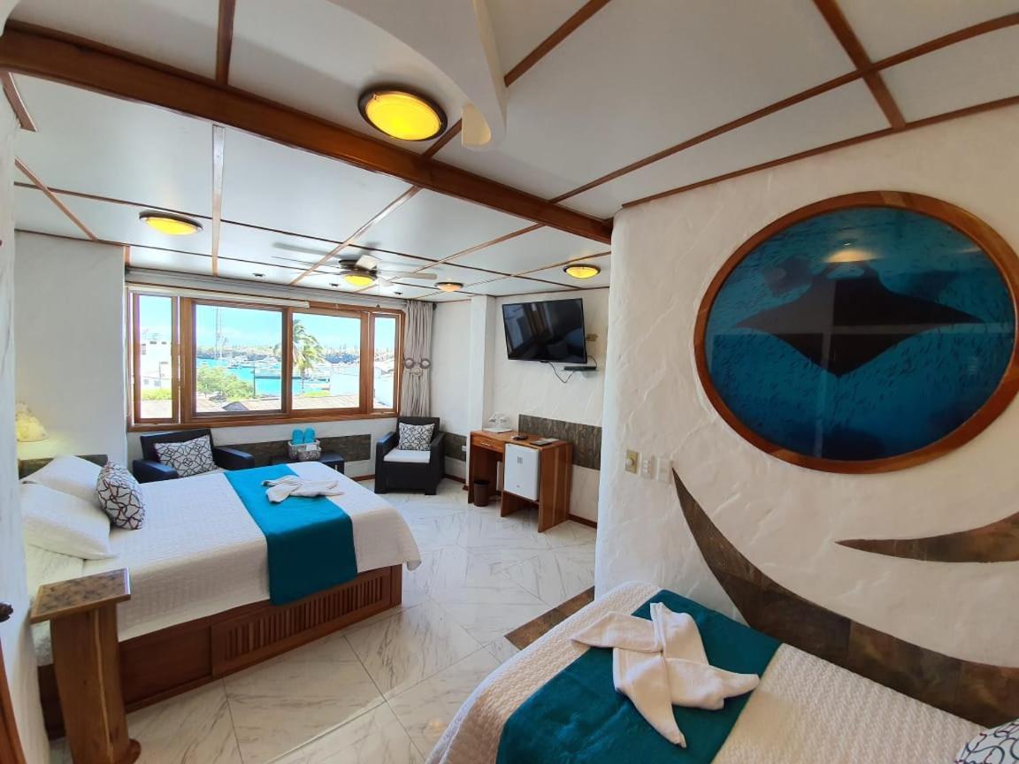 Casa Ocean Pier Bed and Breakfast Puerto Ayora  Eksteriør billede